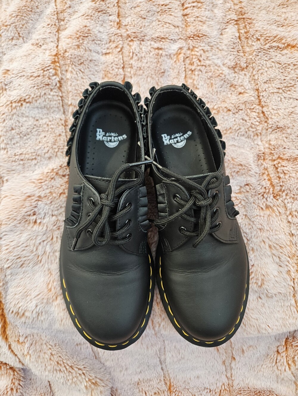 Dr.Martens 1461 Women's Frill Nappa Leather Oxford